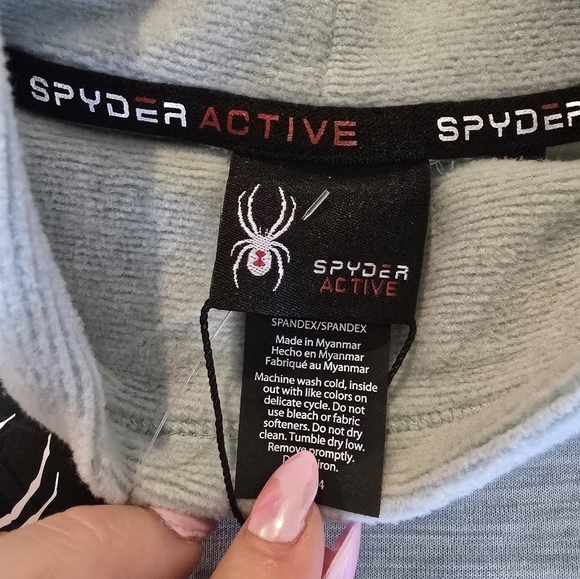 NWT Spyder Active Light Green Sweater Women's Size M. - Picture 7 of 9